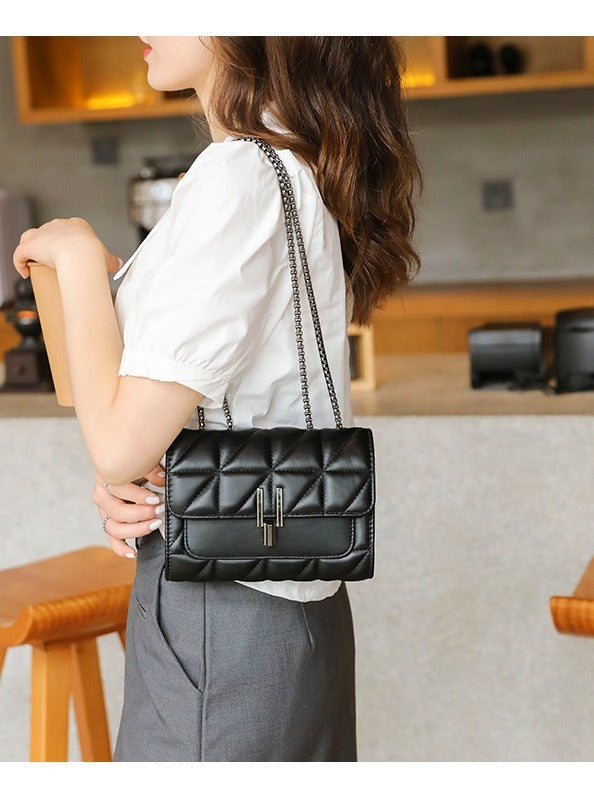 Diamond chain bag, one shoulder crossbody bag, fashionable and versatile, large capacity