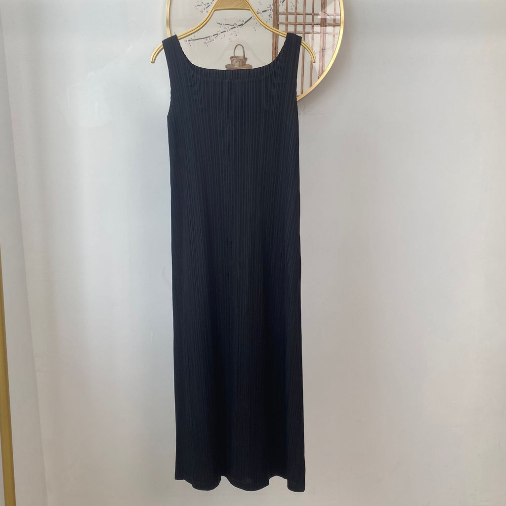 High-end Pleated Sleeveless Dress for Women Comfortable Casual Chic Office Wear Summer Fashion Style