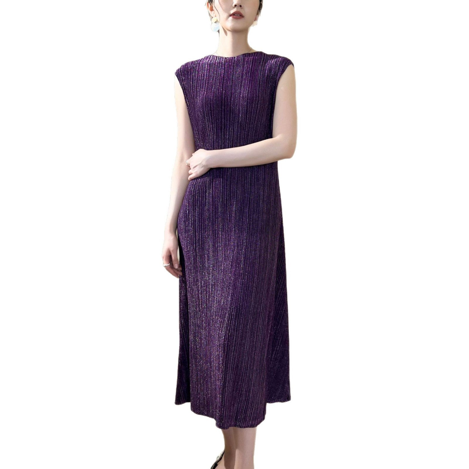 Elegant Pleated Dress with High-End Shiny Fabric Fashionable and Chic Summer Style One-Piece Dress