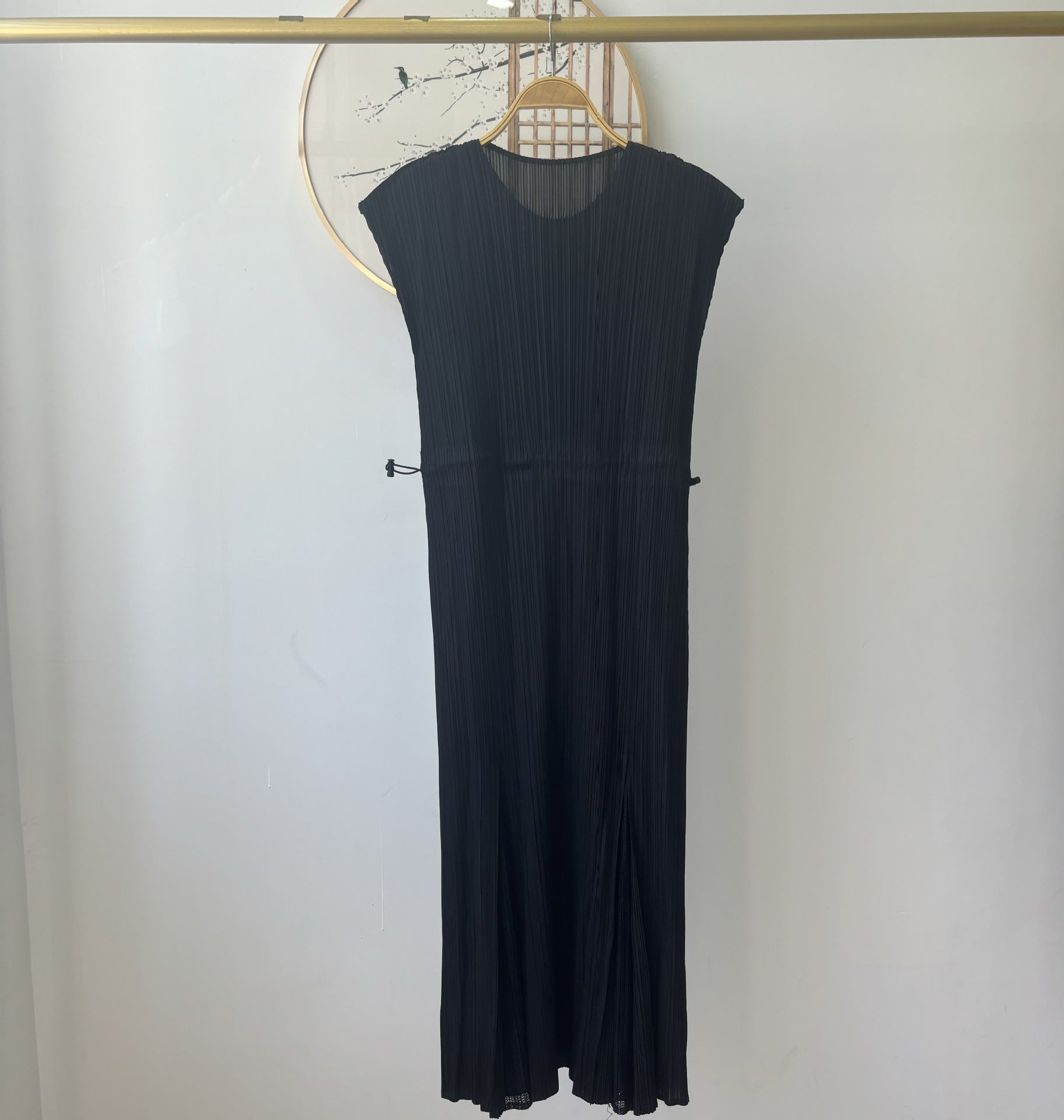 High-end Pleated Drawstring Slim Waist Round Neck Elegant Commute Dress