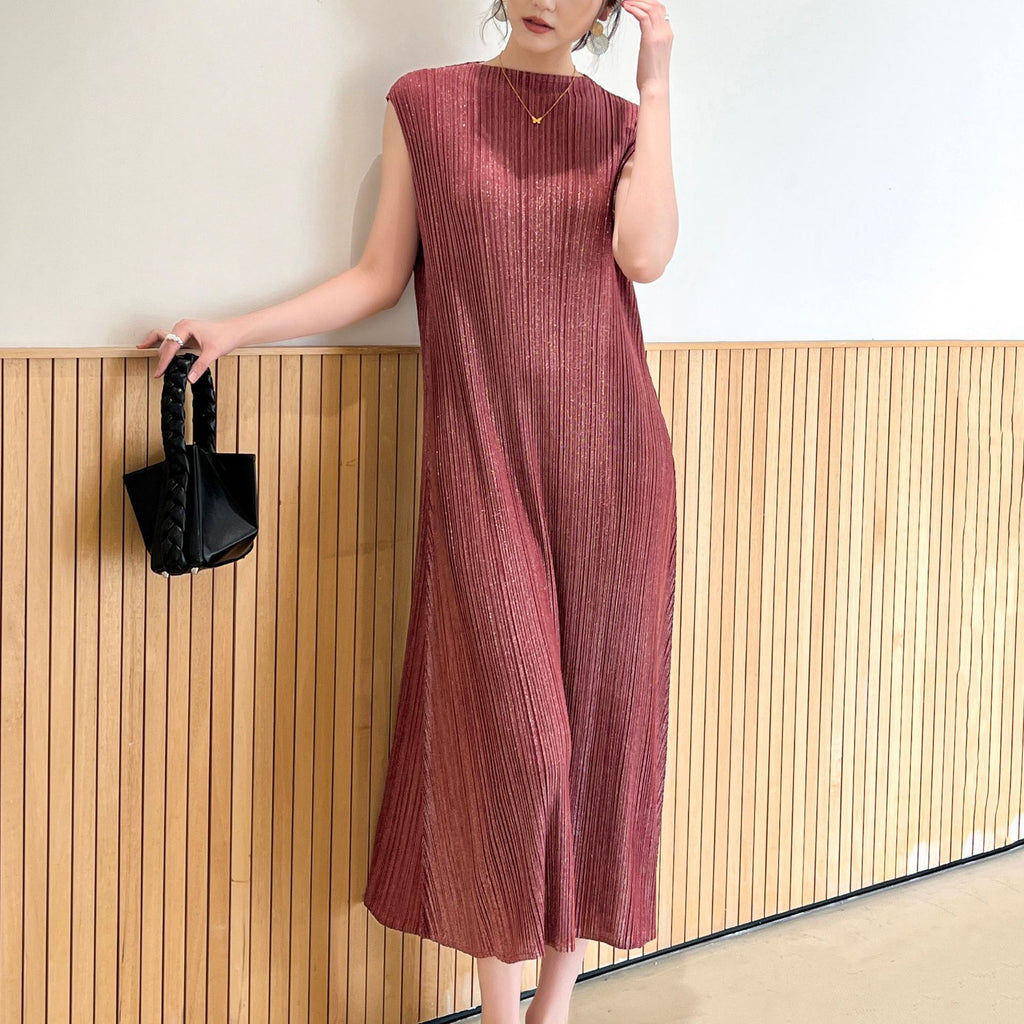 Elegant Pleated Dress with High-End Shiny Fabric Fashionable and Chic Summer Style One-Piece Dress