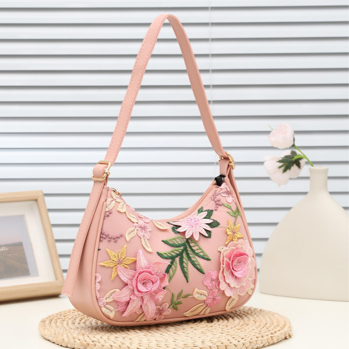Cross-Border New Baguette Bag for Women, Underarm Bag for Women, 2025 New Shoulder Bag, Mesh Jacquard Embroidered Flower Bag