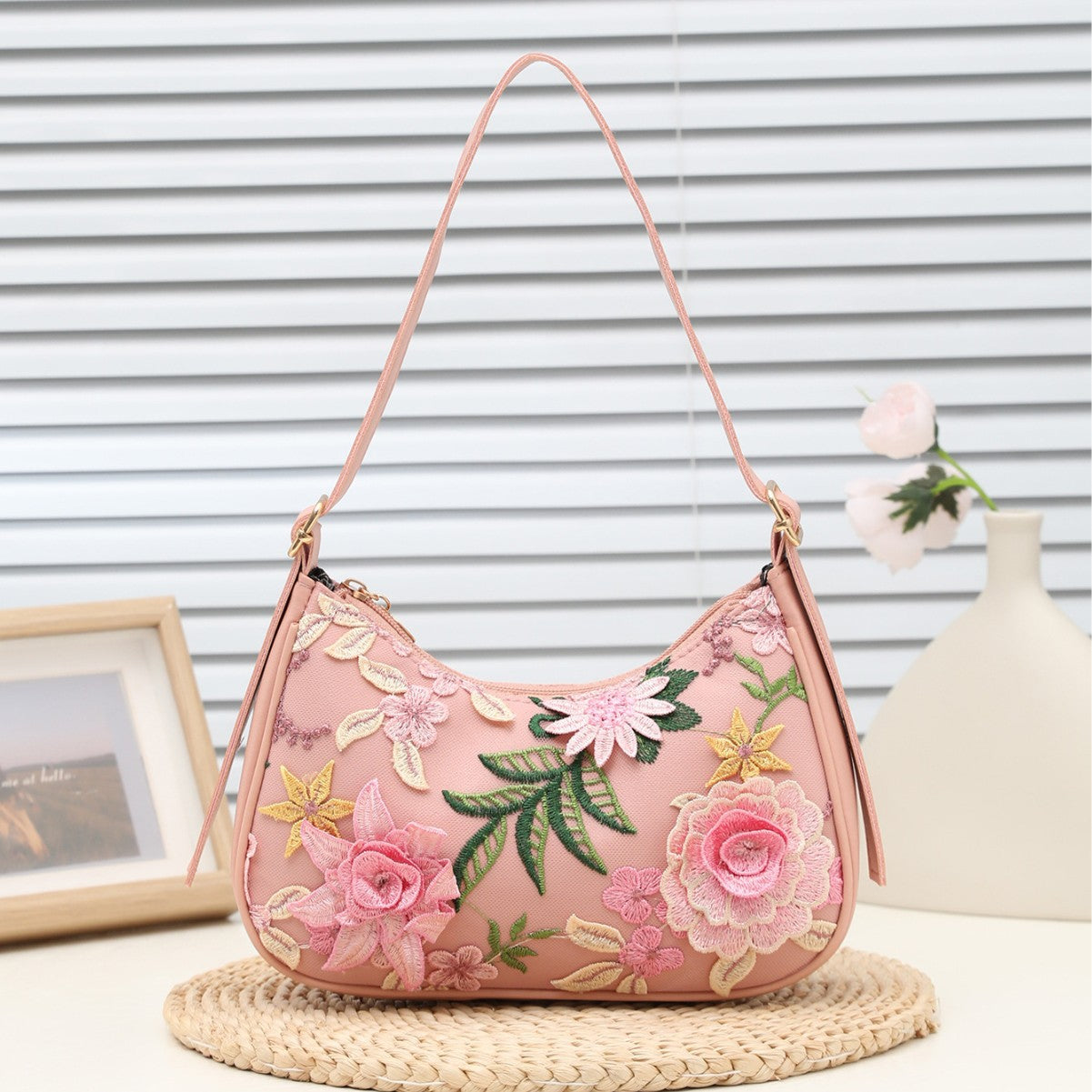 Cross-Border New Baguette Bag for Women, Underarm Bag for Women, 2025 New Shoulder Bag, Mesh Jacquard Embroidered Flower Bag