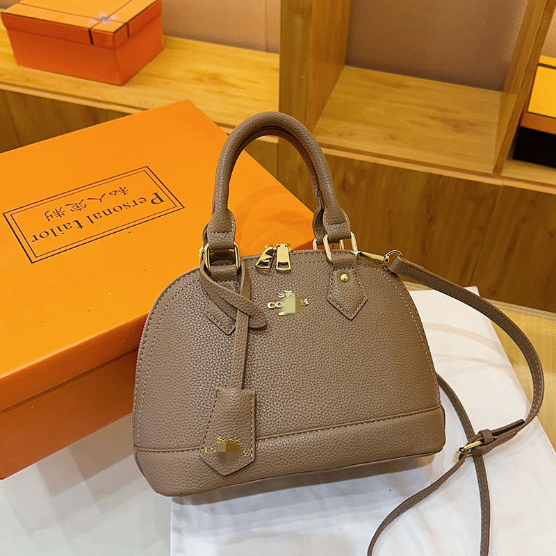 Foreign Trade Handbag 2025 Autumn and Winter New Cross-Border European and American Fashion Trend Women's Shoulder Crossbody Shell Bag New Model